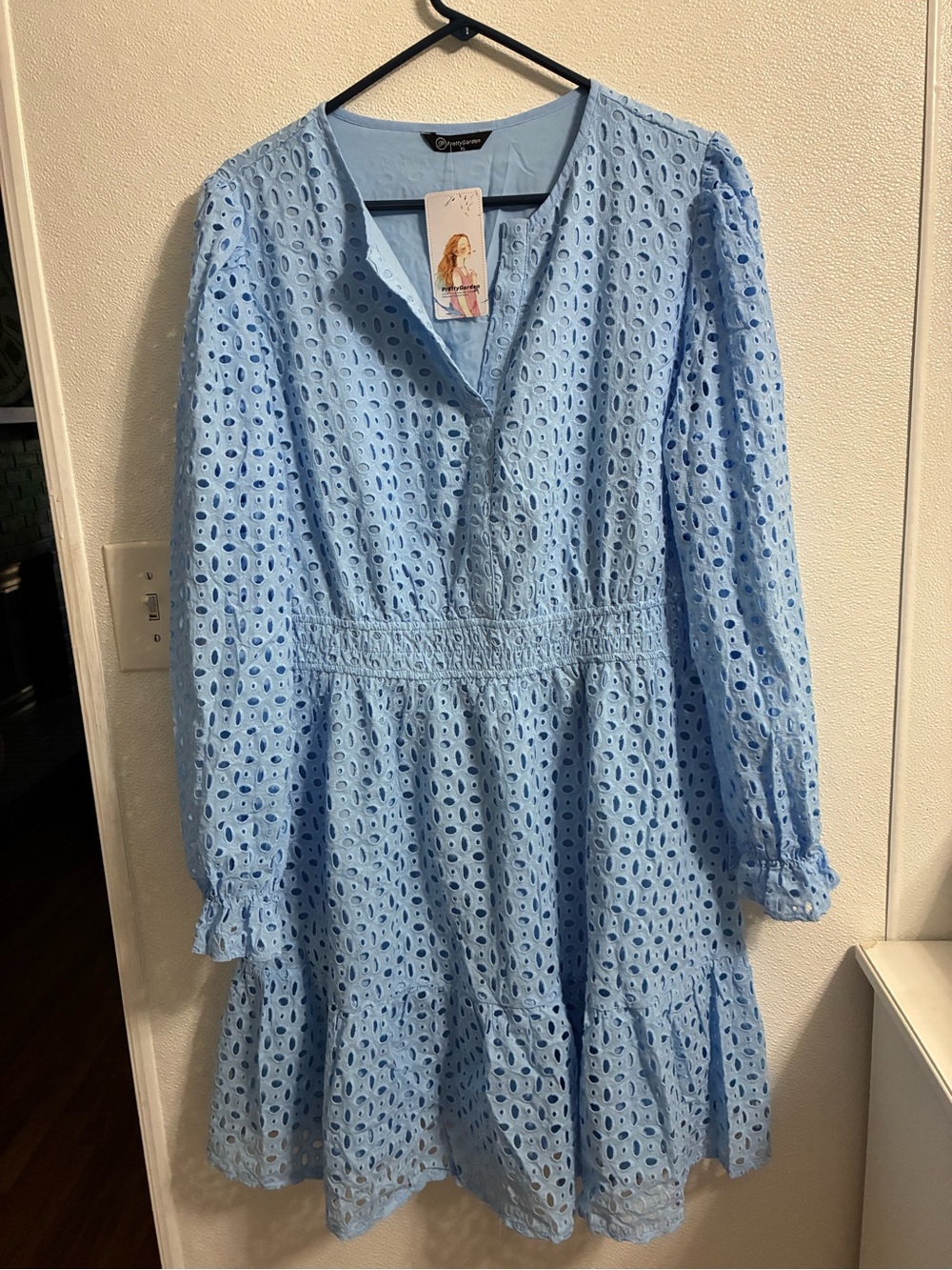 Pretty Garden Eyelet V-Neck Light Blue Dress with Smocked Waist XL NWT